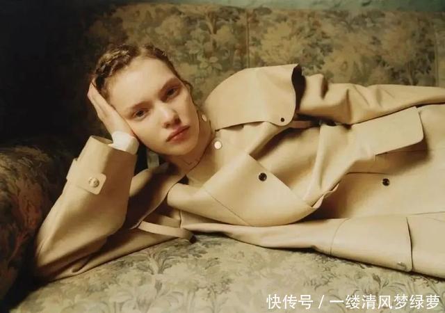 驼色烂大街了，今年冬天“奶茶色”火了，贵气又显白！