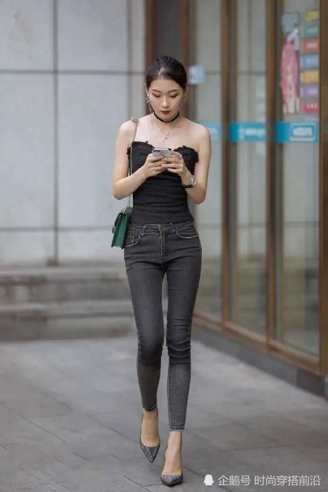 世面|见过世面的成熟女士,夏季很少穿阔腿裤T恤,还是牛仔裤时髦显瘦