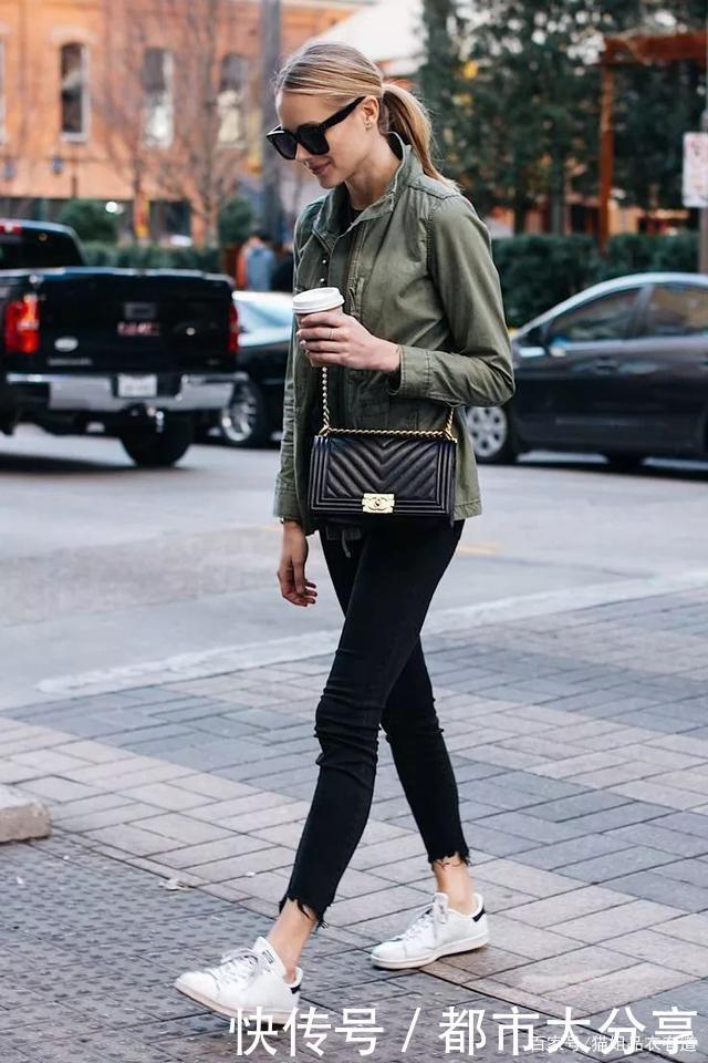 阔腿裤快靠边站,冬季真正裤王其实是“它”,搭靴子平底鞋都合适