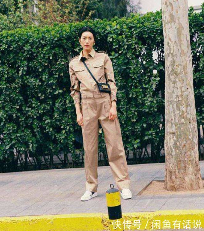 穿搭|刘雯气质真好!烫老土的“阿姨卷”也不显老,配连体裤还有高级感