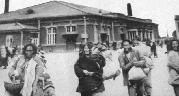 清朝|清朝绝版照片：真正的“闯关东”其实是这样的