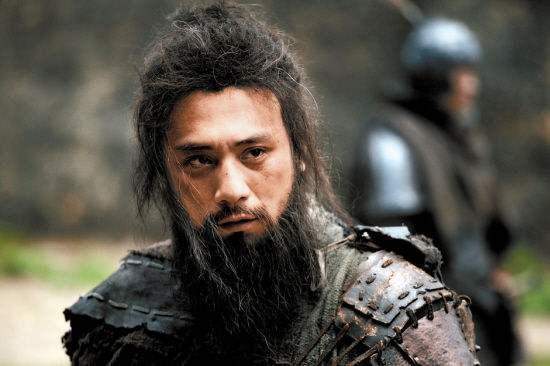 老师!陈胜的老师是孔子第九代孙,名叫孔鲋,他竟是第一个起义的读书人