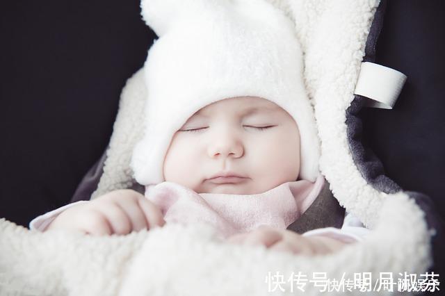 分娩|实拍准妈妈自然分娩的艰难经历,妈妈的伟大令人肃然起敬!