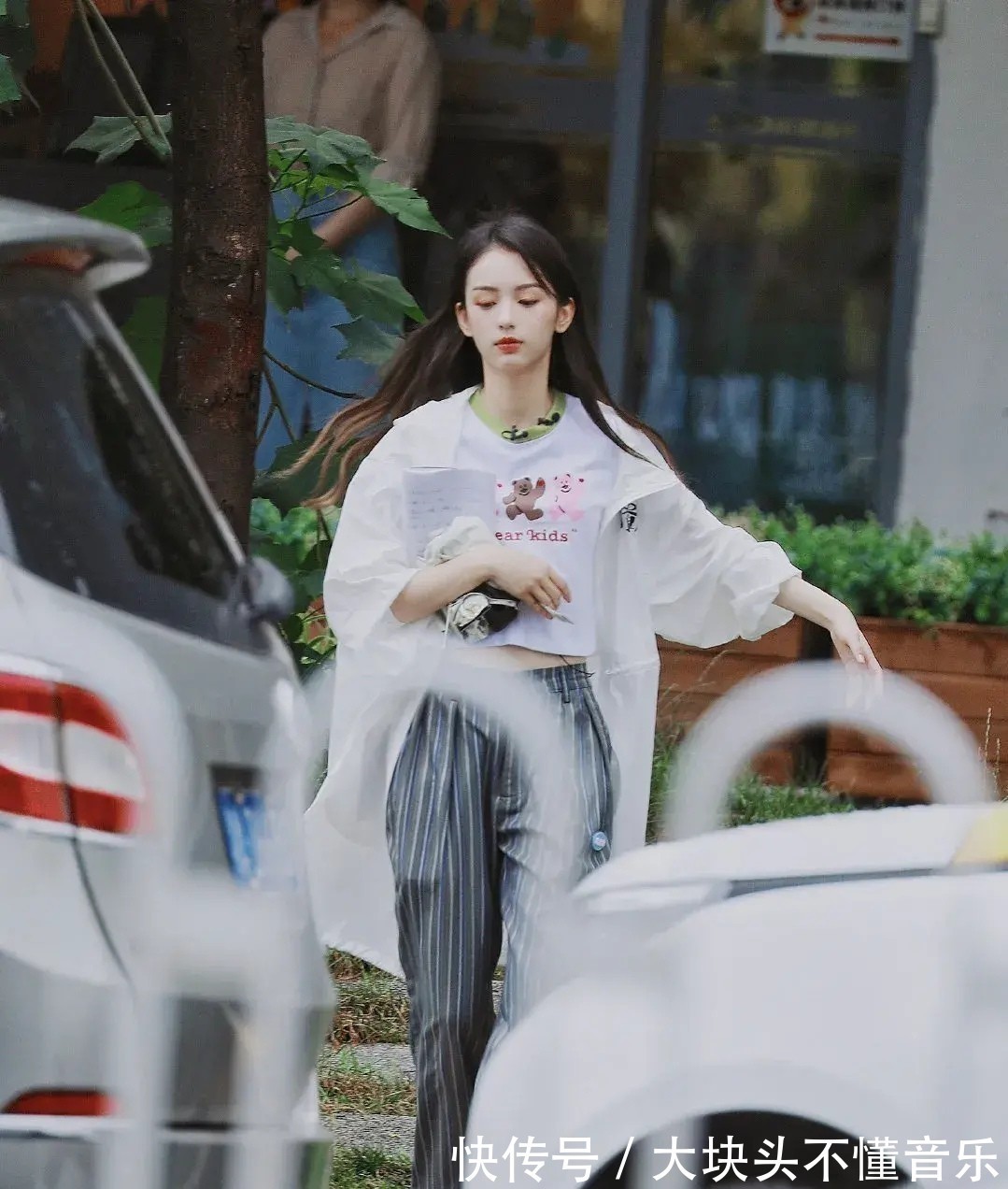 姚安娜|《中餐厅》正式官宣,周也姚安娜同框,周也的颜值真的很能打