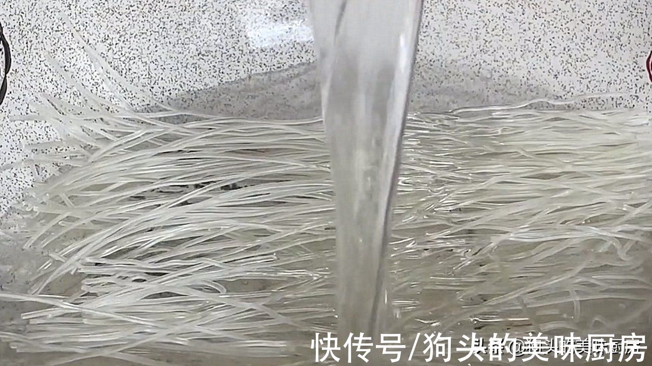 我家最爱的懒人早餐，2分钟出锅，不揉面不用擀，做一次7天不早起