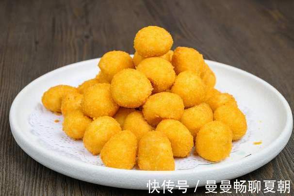 炸汤圆,不能直接下油锅,多做2步,汤圆金黄酥脆,不爆裂不露馅