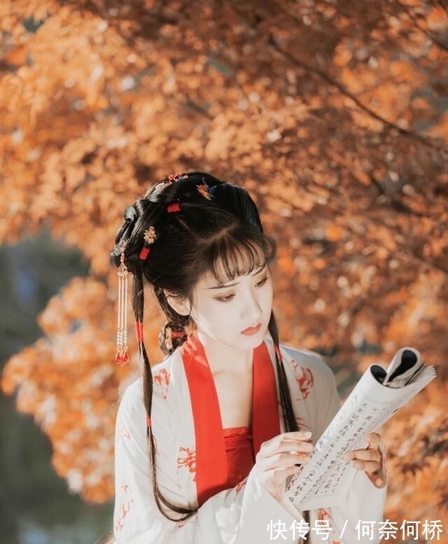 黛玉#网红穿汉服模仿“林黛玉”,网友:让你模仿,没让你超越