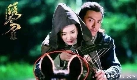 |影视剧中的搞笑穿帮镜头,看一遍笑一次,导演故意的?