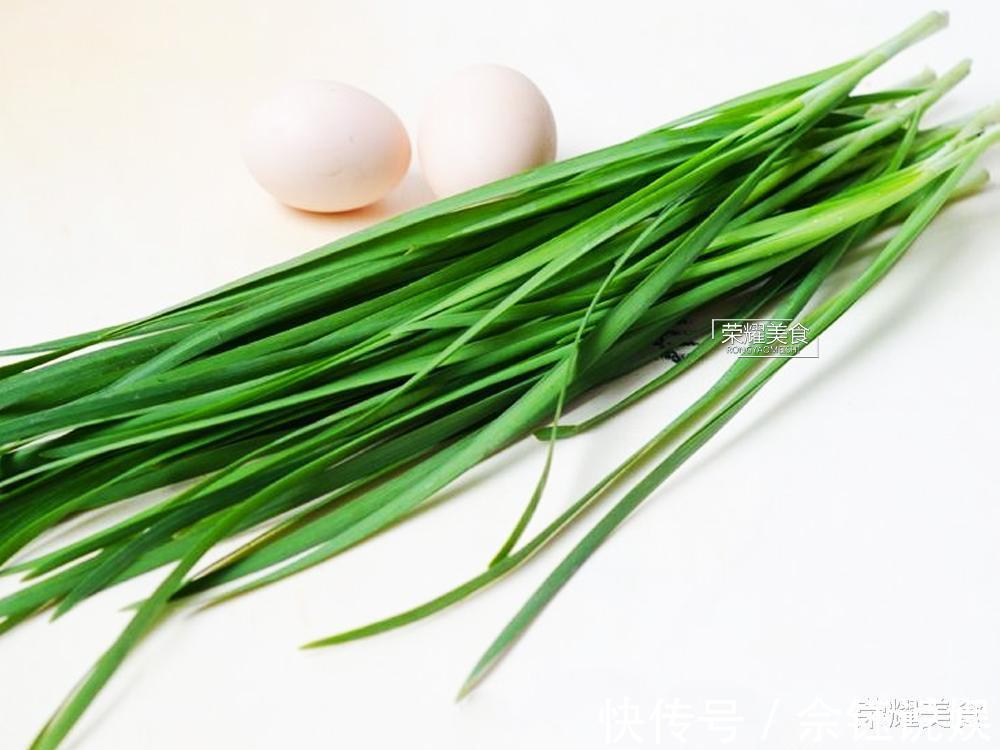 买韭菜学问多,挑宽叶还是细叶,选白根还是红根,看完涨知识了