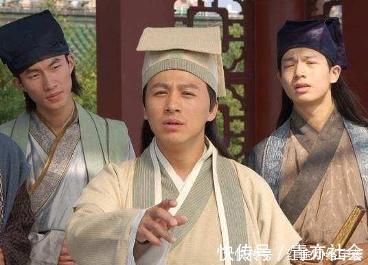 上联$和尚一上联：“梅蕊未开，光棍先生白嘴”，他一下联，千古绝对