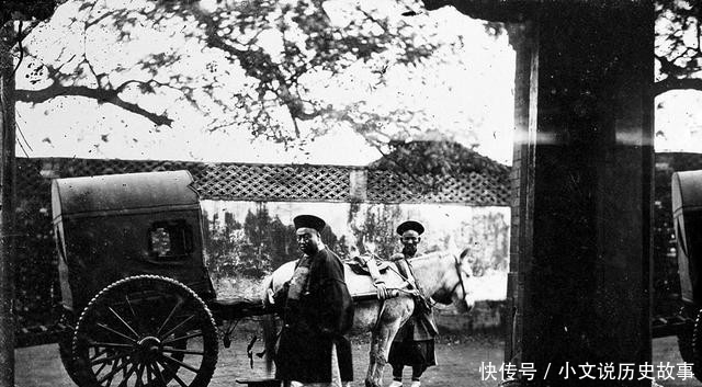 医生|清末旧照片:大内高手身体瘦弱武器落后,医生竟然露天拔牙