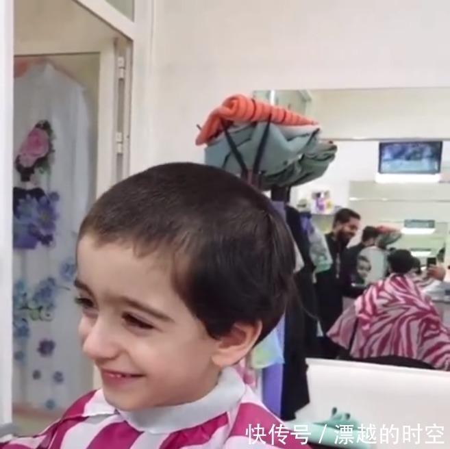理发|男童去理发，被剪成了“迷你谢广坤”，看完自己的形象男童都笑了