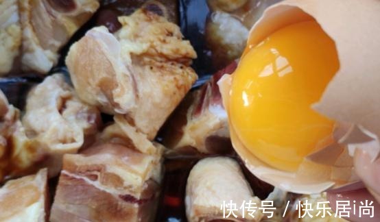 这是一道粤菜，食材简单，但是特别下饭！