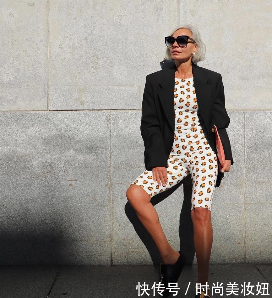 老奶奶|谁说年过半百不能时髦洋气，时尚奶奶告诉你，穿衣无关年龄