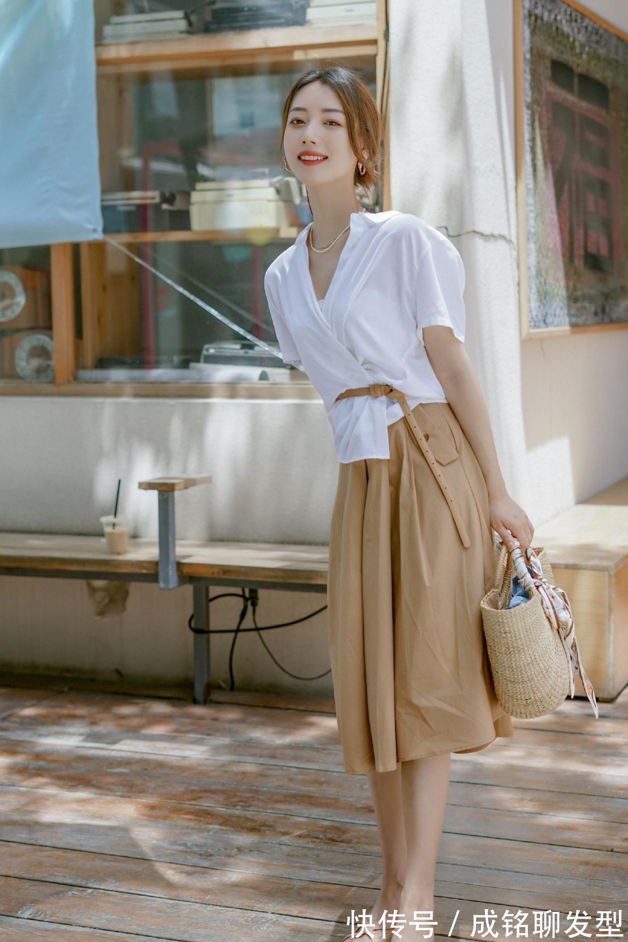 博主|被这位博主的穿搭美到,35+的女性不妨一试,雅时尚又有女人味