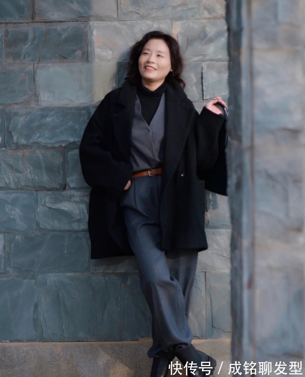 一衣|50岁而不老,这位素人姐姐的穿搭法,真实自然不装嫩,保暖又百搭