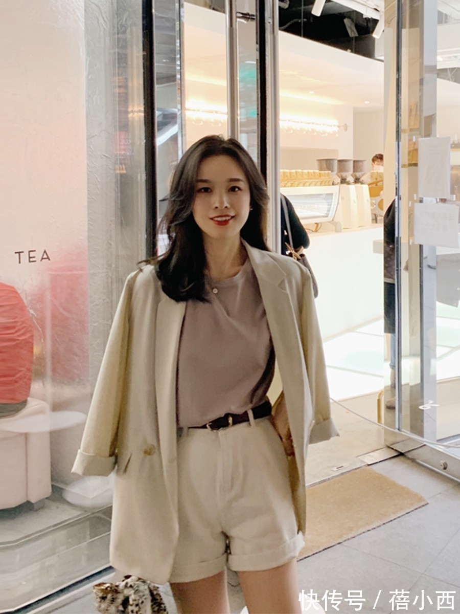 搭配|真正会穿有品味的女人,入秋第1件外套首选“西装”,洋气又高级