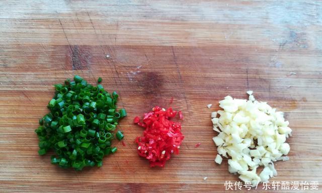 年夜饭少不了的吉祥菜,一切一拌8分钟上桌,照着做省心又省事