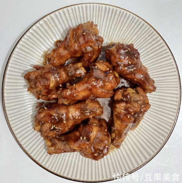 susie|懒人必备这道蜜汁照烧小鸡腿,简单几步,十分钟就上桌