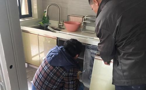 客厅|老公非要全屋集成吊顶,被人嘲笑成卫生间,完工后发现漂亮极了