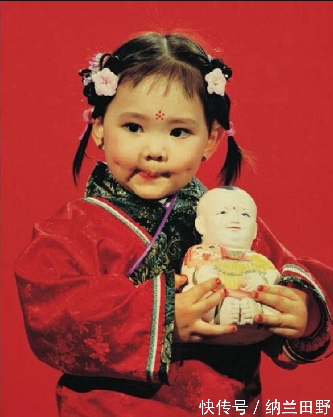 贾宝玉#贾母一向疼爱儿孙,为何唯独对王熙凤的女儿贾巧,一直不闻不问?