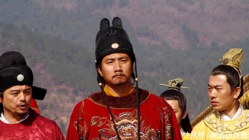 朱元璋|明朝一等谏臣,狂怼朱元璋三十年,一生被贬多地,善终后建庙供奉