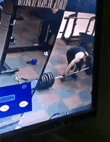 大重量|小哥拉起210KG杠铃后晕倒，做好这3个细节，避免大重量硬拉的风险