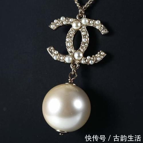 香奈儿|香奈儿编织的珍珠梦,是否与当初的理念相违背?