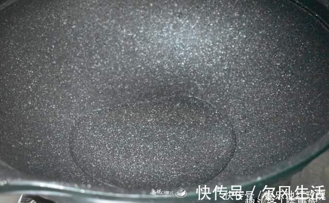 口味|晒两口子的早餐，两种不同的口味，都好吃又营养，网友：家的味道