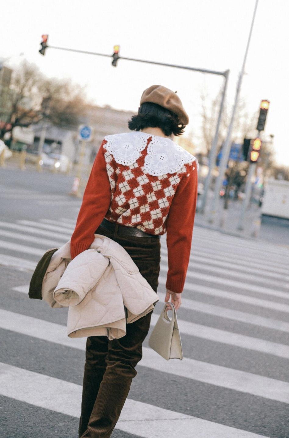 优雅 普通毛衣穿不出质感?看看这些搭配方式,优雅温柔又高级