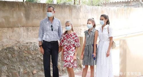 额头|西班牙两公主终于扎头发,饱满额头像王后,王后一袭小白裙真年轻