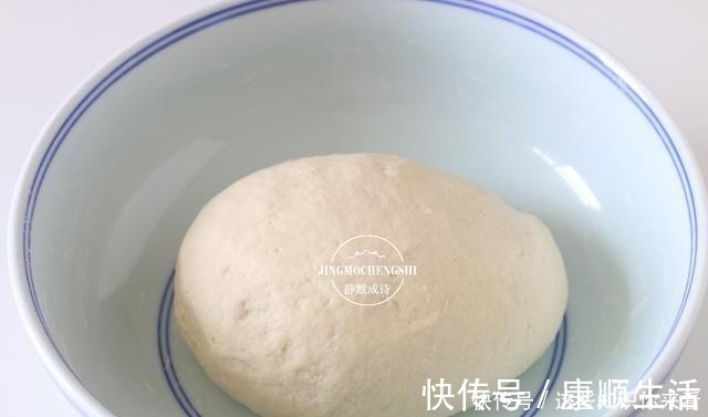 肉馅儿|千层肉饼的这个做法，吃着更方便，配粥吃，特满足，技巧全教你
