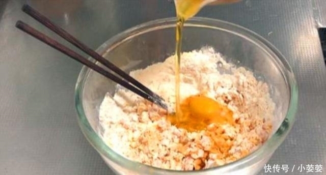 鸡蛋|一个红薯、一个鸡蛋，如此简单一做，比蛋糕还好吃，一学就会