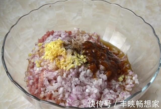 老左|土豆从小吃到大，这吃法还是第一次见，不炒不炖，鲜嫩多汁不油腻