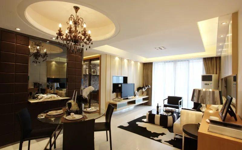 压条|贴瓷砖不懂倒角还是压条,没想到瓦工偷懒,干吃哑巴亏