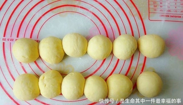 2碗面粉1杯奶,做出圆鼓鼓的泡泡饼,一次发酵真省事,孩子着迷啦