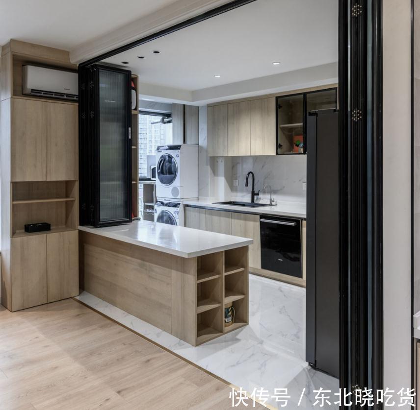 次卧|现代风格的绝美搭配,厨房和餐厅连在一起,不仅实用还能享受阳光