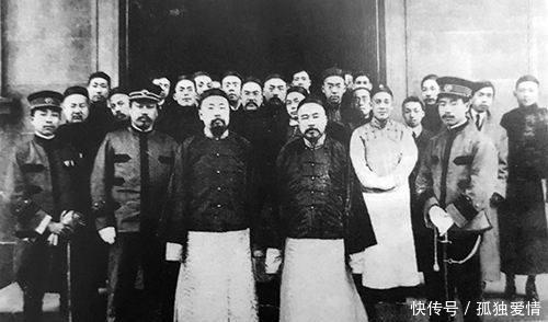 清政府|清政府为何喜欢借西方银行的钱，而不借国内钱庄的高晓松这么说！