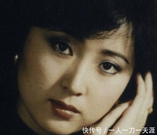 黑葡萄|“林黛玉”病逝13年,陪她出家的丈夫还俗再婚,娇妻样貌成焦点