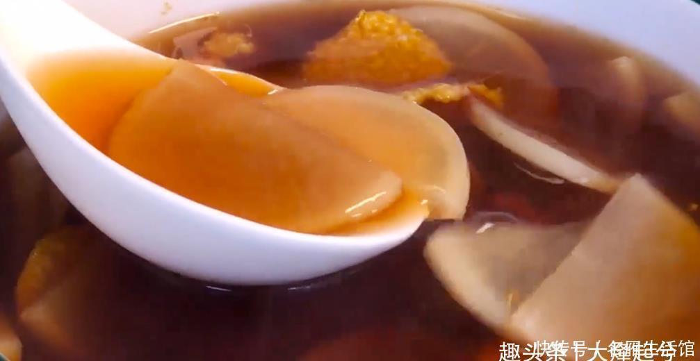 橘子皮不要扔,放锅里一煮,清甜可口营养美味,家人常喝对身体好