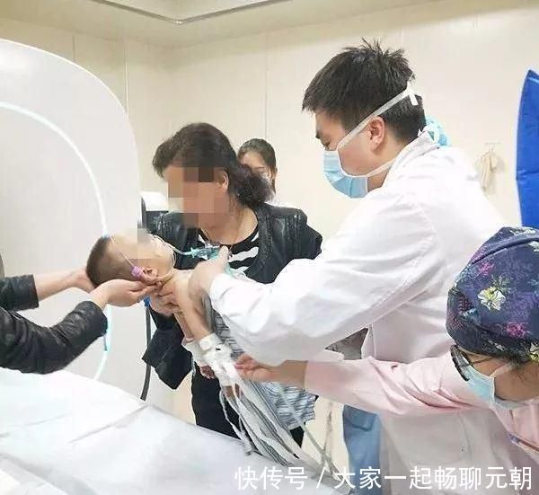 一个炒菜的功夫孩子就没了医生泣血忠告这些底线千万不要让孩子碰