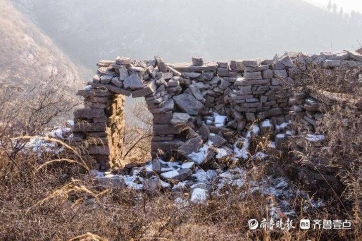 巍峨|博山城南有处南平山，山上有座石头城堡，巍峨壮观