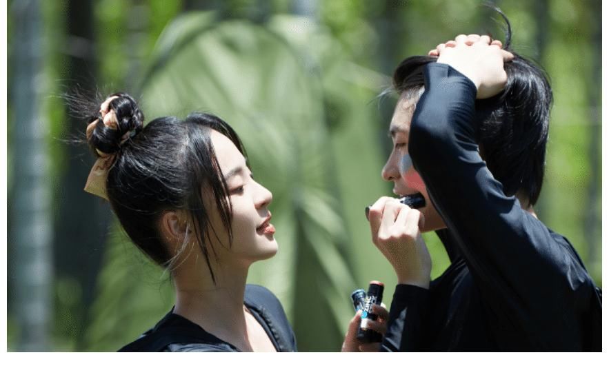 孟子义|《女儿们的恋爱》李莎旻子隔壁老樊：恋人之间需要培养共同爱好吗