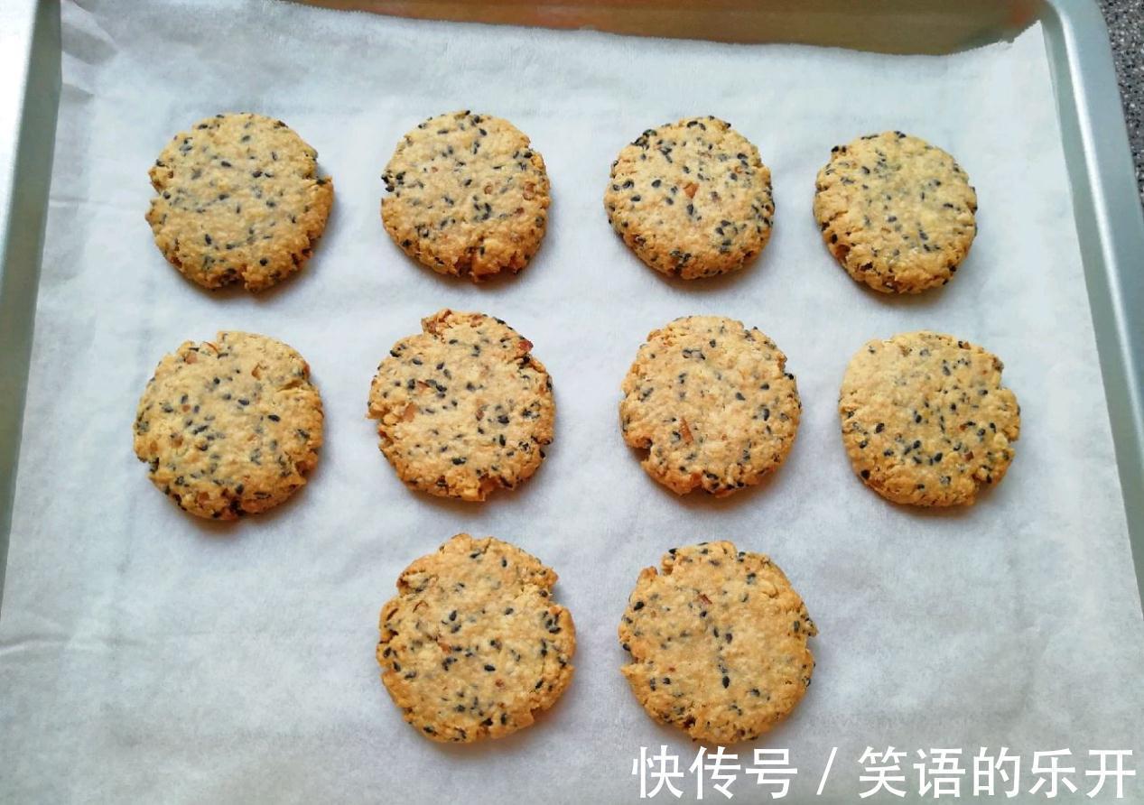 自制麦片芝麻核桃酥，低油低糖更健康，做零食也很不错