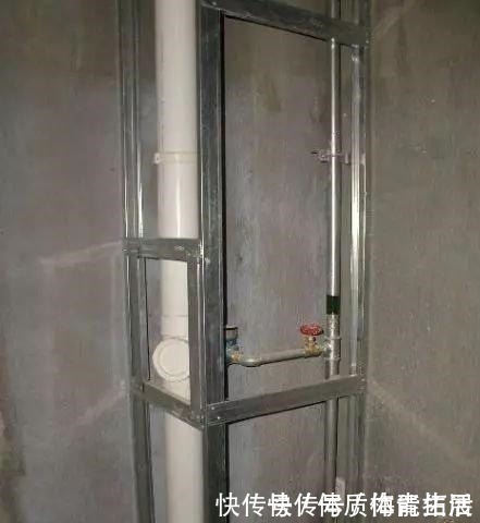 瓷砖|卫生间别再用砖包立管了,太占地方,都这样做,隔音又省空间!