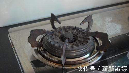 厨房灶台怎么洗干净？教你不用一滴水，轻松去除灶台油污，真管用