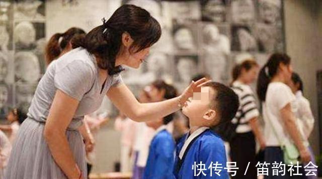 父母|“妈,你能不能穿上睡衣”10岁儿子的话和做法,宝妈难堪也羞愧