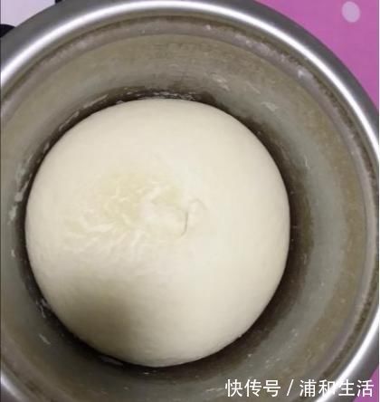 松软|蒸馒头,别只用酵母!多加2种料,半小时发一盆,筋道松软,香!