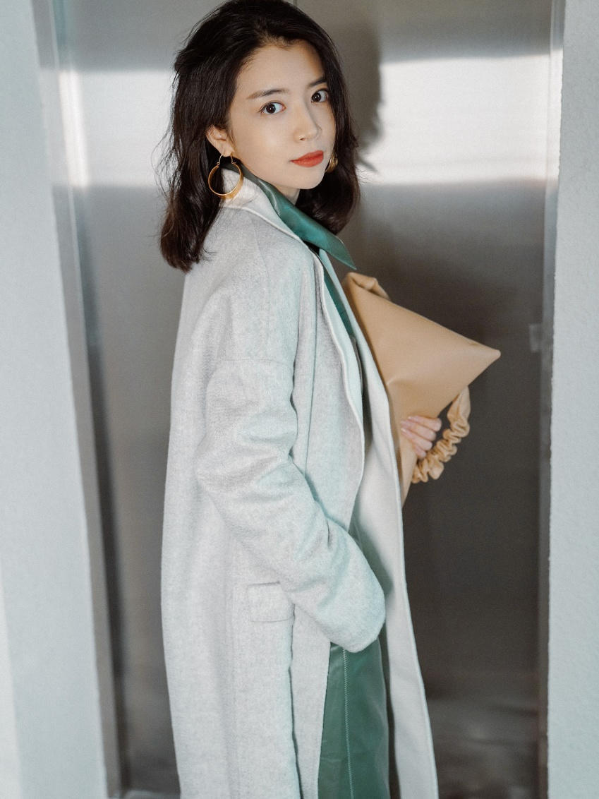 时尚搭配 想要穿出大衣的精髓，就看看三木博主的时尚搭配，保暖洋气又高级