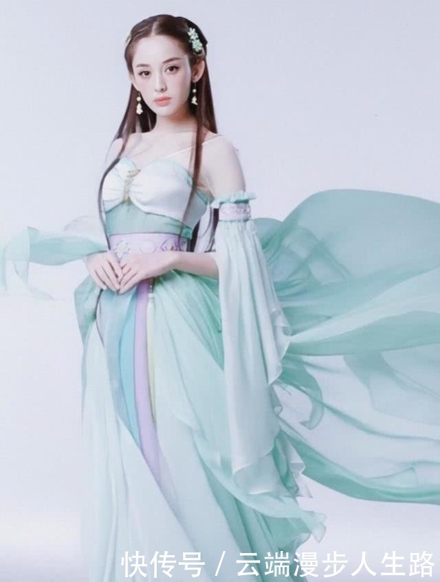 烈焰|娜扎美杜莎扮相红裙烈焰,妖娆至极比动漫版都要美